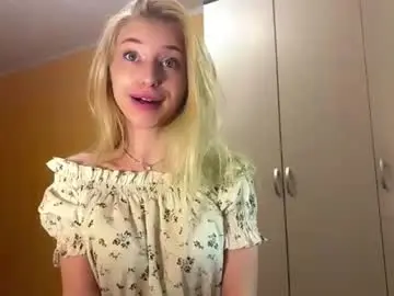 Sabinamccrohan  live sex cam