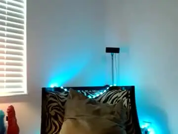 Sadiessecretcloset  live sex cam