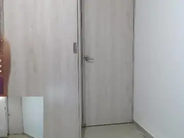Tinymilf__  live sex cam