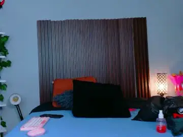 Vane_moon  live sex cam