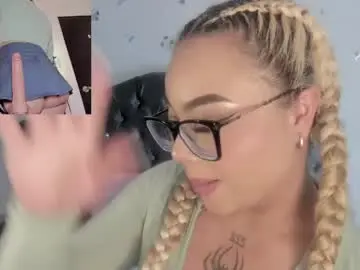 Conny_curly  live sex cam