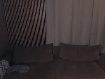 Darklycurious  live sex cam