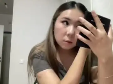 Jenitrease  live sex cam