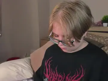 Lauraaa_smith  live sex cam