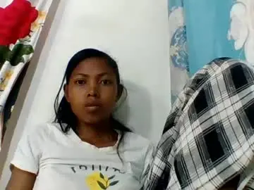 Layah157855  live sex cam