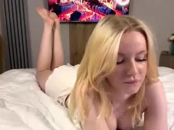 Moonavellee  live sex cam