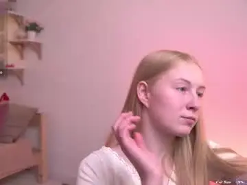 Rinavvi  live sex cam