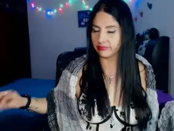 Sahotlove1  live sex cam