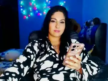 Sahotlove1  live sex cam