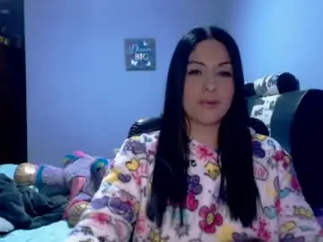 Sahotlove1  live sex cam