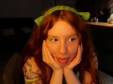 Selinamarou  live sex cam