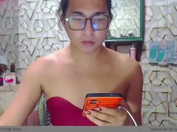 Sluthotcummer69x  live sex cam