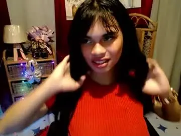 Strawberry_kisses143  live sex cam