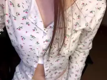 Tinascarlet  live sex cam