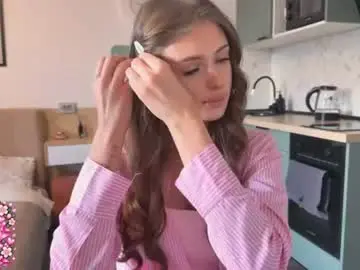 Tinybliss  live sex cam