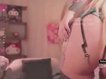 Tomie_san  live sex cam