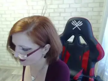 Vikualex69  live sex cam