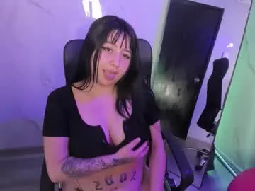 Violetta_evans__  live sex cam