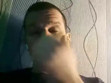 Yunkhkm  live sex cam