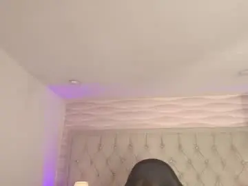 Emely_carofg  live sex cam