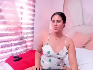 Emily_kenner18  live sex cam