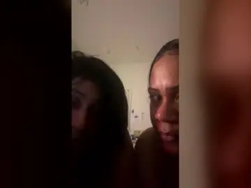 Finesseassjess  live sex cam