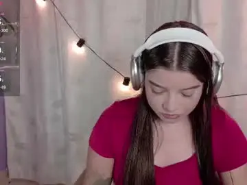 Lia_little18  live sex cam