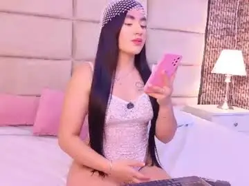 Nahomiortiz  live sex cam