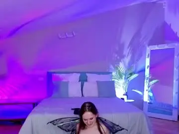 Natural_meri_  live sex cam