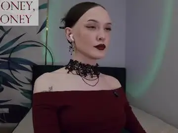 Sirenaswhisper  live sex cam