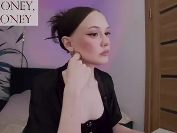 Sirenaswhisper  live sex cam