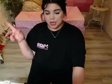 Spicycarlaxx  live sex cam