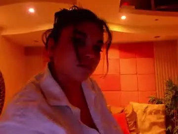 Spicycarlaxx  live sex cam