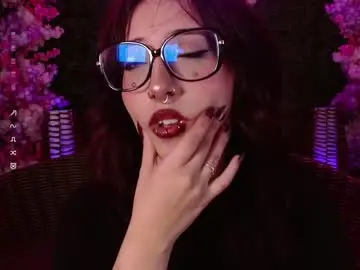 Sweet_roxanee  live sex cam