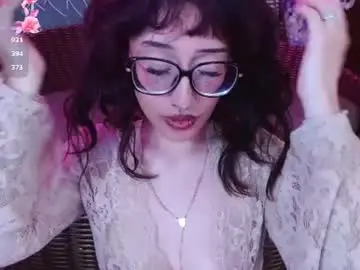 Sweet_roxanee  live sex cam