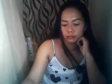 Amazingass4u  live sex cam