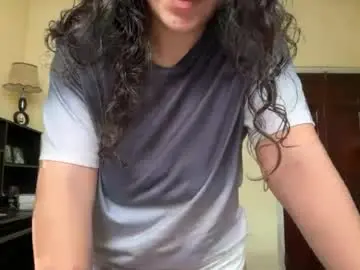 Curvydesibaby  live sex cam