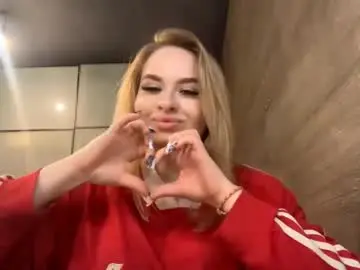Hisakovansciver  live sex cam