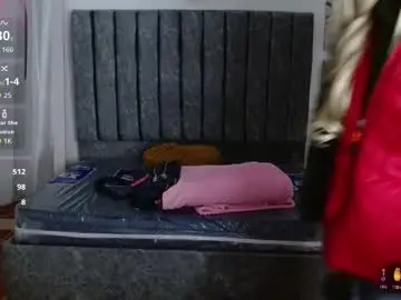 Kitty_seducction  live sex cam