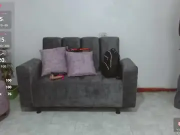 Kitty_seducction  live sex cam