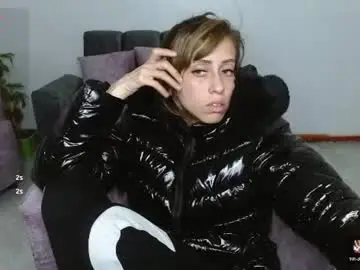 Kitty_seducction  live sex cam