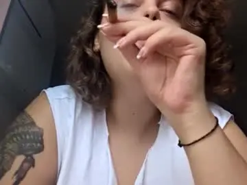 Lucywmiller  live sex cam