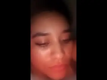 Marilinda25  live sex cam