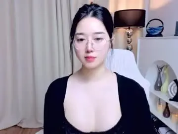 Miu99999  live sex cam