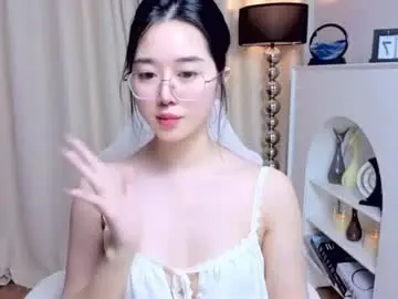 Miu99999  live sex cam