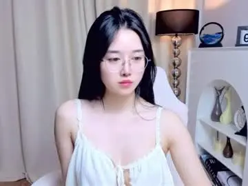 Miu99999  live sex cam