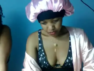 Myriamee  live sex cam