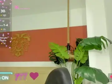 Naiara30_  live sex cam