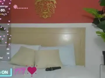 Naiara30_  live sex cam
