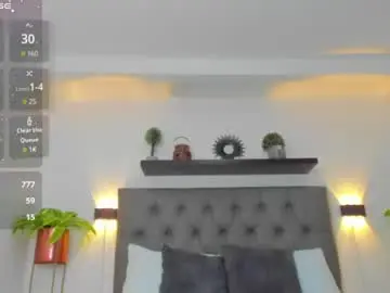 Naiara30_  live sex cam